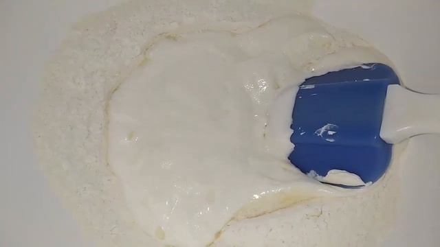 Если осталась Сметана!?.10 минут и у вас на столе Хрустящее Сахарное Печенье.Печенье простой Рецепт смотреть онлайн