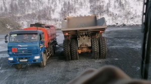 Белаз вахта Вахтовый городок на севере