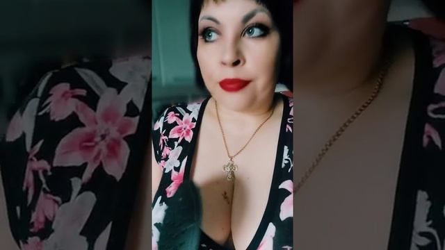 Хоть сама ложись, даже не знаю смотреть онлайн