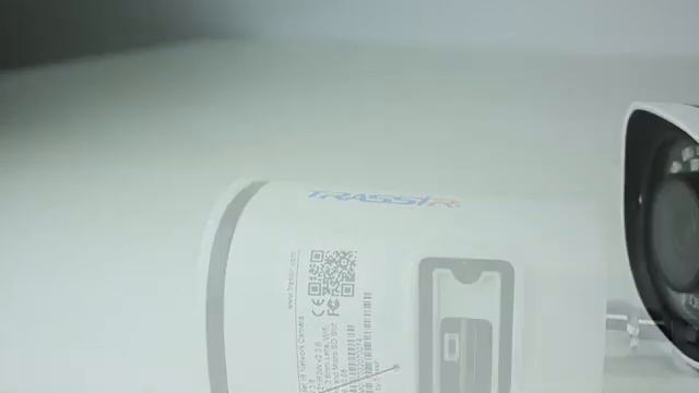 Уличная WiFi-камера TRASSIR TR-D2121IR3W смотреть онлайн