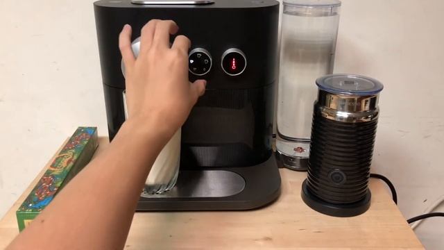 Nespresso Expert make Ristretto mix Soybean milk 'Uganda Robusta' смотреть онлайн
