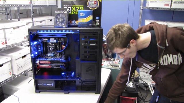 Corsair Dream Machine 2012 Update From the Crazy Russian Lab Linus Tech Tips смотреть онлайн