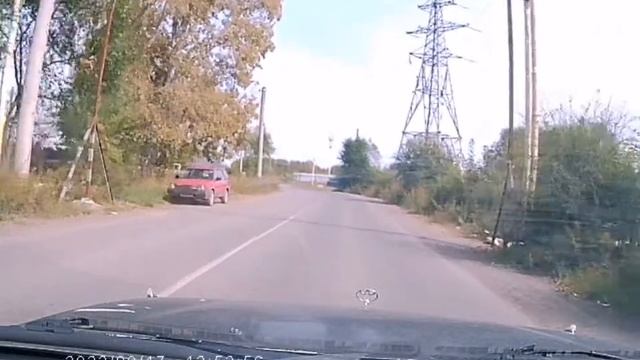 Дебил за рулём упакома, гор.Комсомольск-на-Амуре Хабаровский край. смотреть онлайн