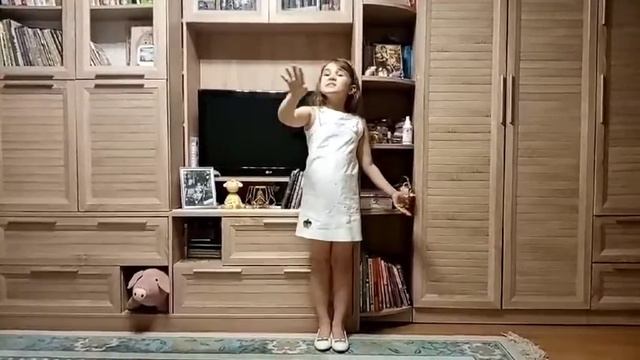 К Бальмонт Снежинка смотреть онлайн