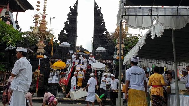 Back to Bali Baby ... смотреть онлайн