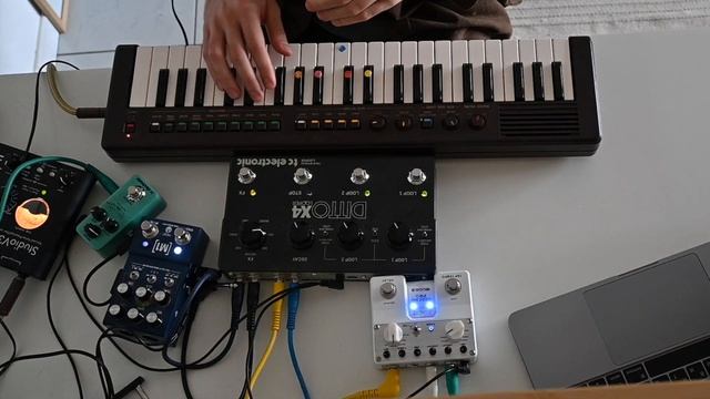 Ambient jam - Yamaha Portasound, guitar loops, Walrus Audio Mako M1 and other pedals смотреть онлайн