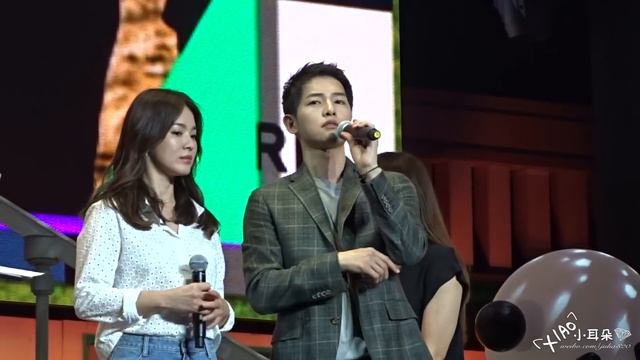 [Fancam]160617 송중기 송혜교 청두팬미팅 Song Hye Kyo Song Joong Ki Chengdu FM Song Song Couple 宋仲基宋慧乔饭拍 смотреть онлайн