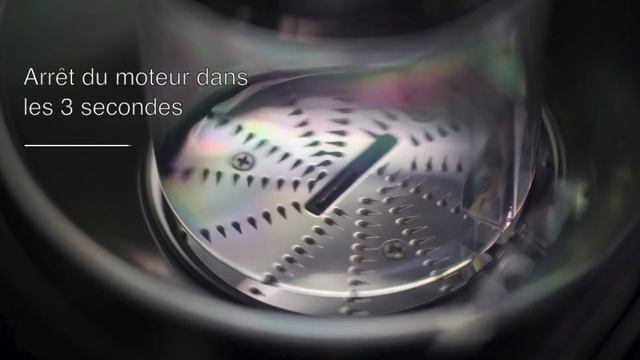 Présentation de la centrifugeuse J 500.BK de Braun смотреть онлайн