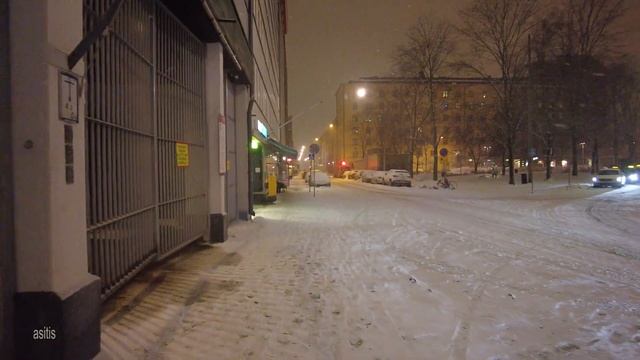 Evening Snowfall Walk in Kamppi Helsinki (20 Feb 2021) смотреть онлайн