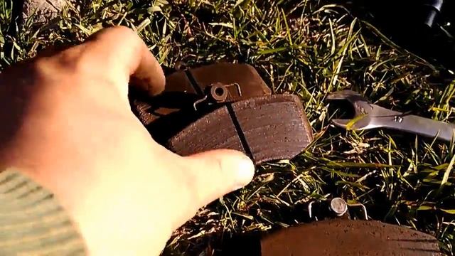 Как поменять тормозные колодки и какие нужны на ВАЗ 2115,2114,2113,2199,2109,2108 смотреть онлайн