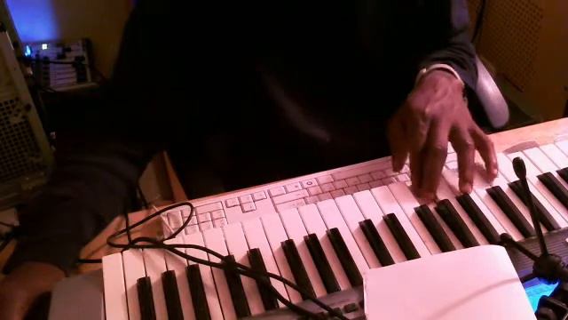 PLAYING AROUND WITH SOME VOCAL SAMPLES смотреть онлайн