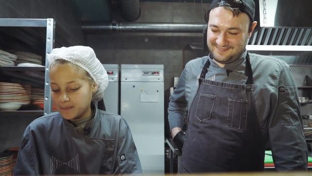 СКОЛЬКО ПОЛУЧАЕТ ПОВАР? | ОЖИДАНИЕ И РЕАЛЬНОСТЬ | #ПроБыть ПОВАРОМ смотреть онлайн