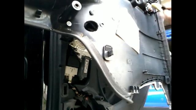 Как снять обшивку карту задней двери SEAT ALTEA XL(2007)demontaz boczka drzwi tyl/door panel remova смотреть онлайн
