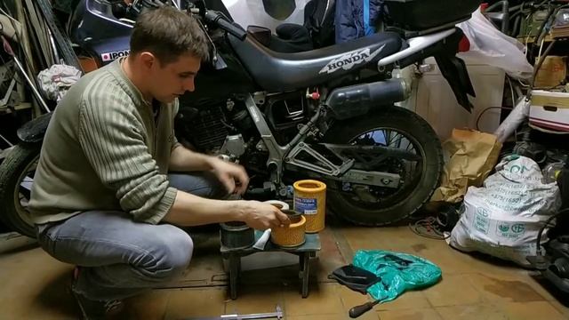 Воздушный фильтр на Honda NX 650 Dominator своими руками. смотреть онлайн