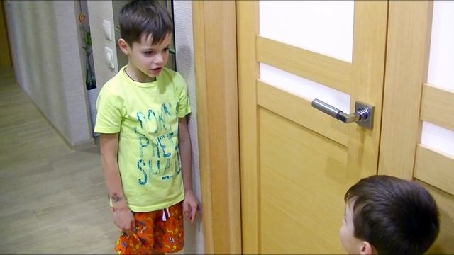 ТЕЛЕФОН ВДРЕБЕЗГИ!!!! КТО ВИНОВАТ????? смотреть онлайн