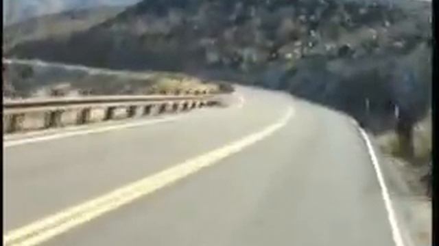 Motorcycle Ride To Death Valley Part 1 on a Suzuki DR 650SE смотреть онлайн