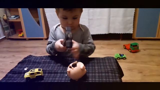 Разбиваем копилку! смотреть онлайн