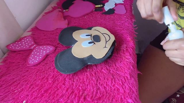 HOW TO MAKE A MINNIE MOUSE BRUSH HOLDER & MAKEUP ORGANIZER BOX смотреть онлайн