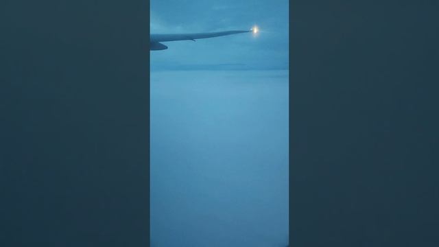 Boeing 777-300ER. Перелёт Москва - Владивосток в плохих метеоусловиях.