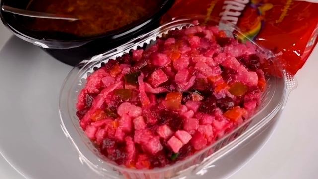 КРАСНАЯ ЕДА против ЗЕЛЁНОЙ ЕДЫ Челлендж / 24 ЧАСА в Своём ЦВЕТЕ! Challenge с Едой! Алиса Лисова смотреть онлайн