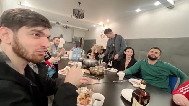 СТАЯ УСТРОИЛА САМУЮ ЛЕГЕНДАРНУЮ СТРИМХАТУ НА ТВИЧЕ | ЛЮТЫЕ ТАНЦЫ ОТ РАВШАНА