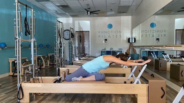 Beginner Lateral Flexion Series ~ For Pilates Students смотреть онлайн