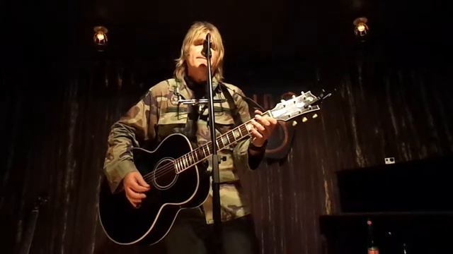 MIKE PETERS "Rescue Me / Spirit of '76" смотреть онлайн