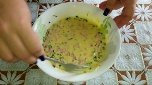 Супер вкусный завтрак. Блины с ветчиной и сыром. Очень вкусно, хоть готовь каждый день.