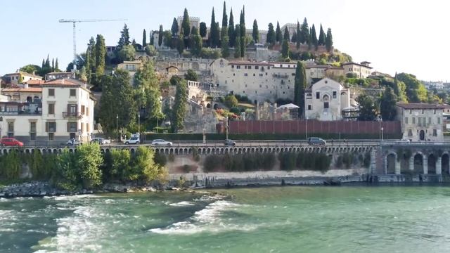 Verona, Casa Ponte Pietra смотреть онлайн
