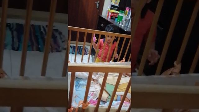 Brother sacrifice toys to his sister?? смотреть онлайн