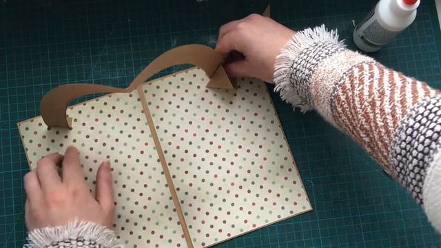 Blizzard of cards and snow-flakes, pop-up element (process video). смотреть онлайн