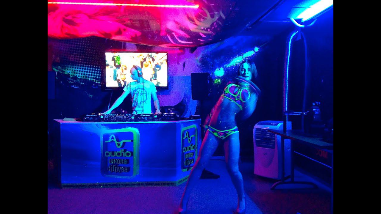 Audioschool DJ's exam (Feb. 2013) смотреть онлайн