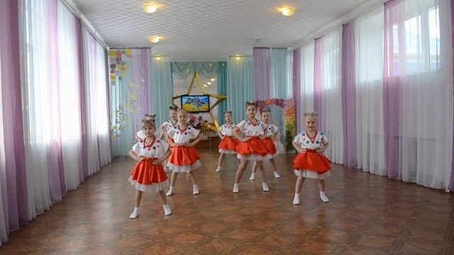 Танцювальний колектив "Чарівні чобіточки" танок "Донечки України" ДНЗ 54 "Світялчок" смотреть онлайн