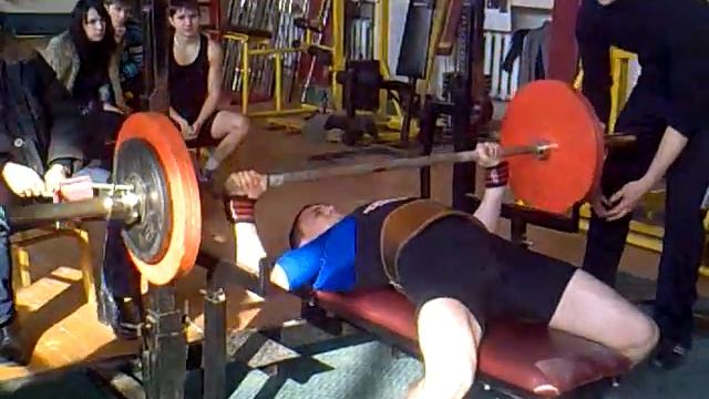 Жим Лежа 145кг в 66.Рекорд Луганской обл смотреть онлайн