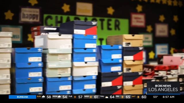 Inside SoCal: Shoes that Fit (12/11) смотреть онлайн