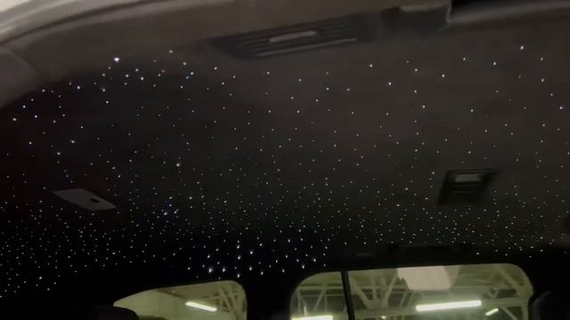 LC300 - сдвинуть задние сидения и звёздное небо смотреть онлайн