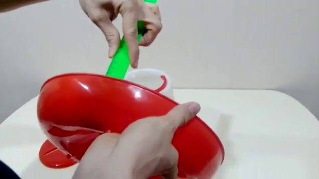 Бункерная кормушка для кур на 5 кг смотреть онлайн