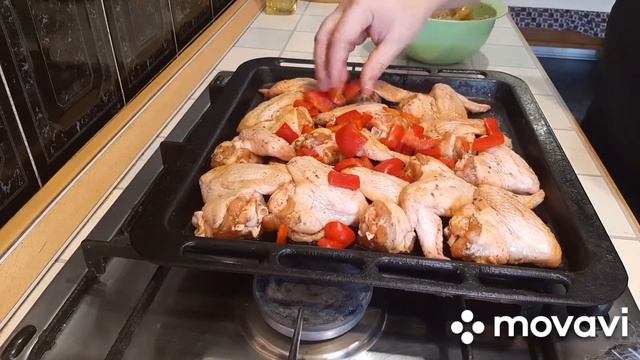 Таких хрустящих крылышек вы ещё не ели!!! Хрустящие куриные крылышки. Крылышки в соевом маринаде!!! смотреть онлайн