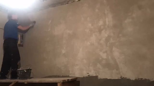 Шпаклевка стен на штукатурку - 1й слой