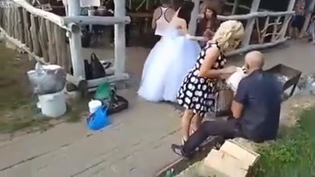 свадьба без драки - деньги на ветер//a wedding without a fight is a waste of money смотреть онлайн