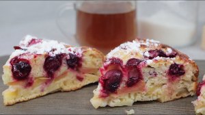 Нежный пирог с яблоками и вишней на кислом молоке. Рецепт без весов и миксера