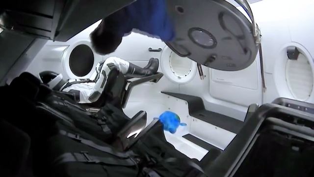 The Genius 3D Printers That Make SpaceX Rockets смотреть онлайн