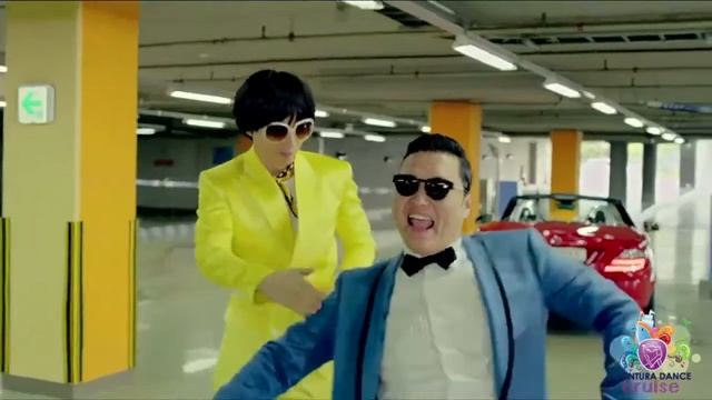 Flash mob on the Aventura Dance Cruise - Worlds largest Salsa Cruise & Bachata cruise смотреть онлайн