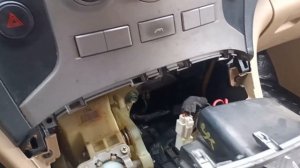 Hyundai Grand Starex Stereo Panel Removal