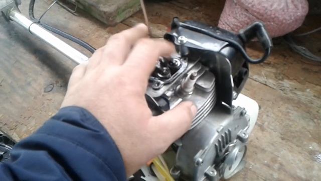 Обзор 4 х тактного тримера