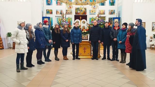 ПРАВОСЛАВНАЯ МОЛОДЕЖЬ КОБРИНА ПОЗДРАВЛЯЕТ ВСЕХ С ПРАЗДНИКОМ РОЖДЕСТВА ХРИСТОВА! / Колядки 2019 смотреть онлайн