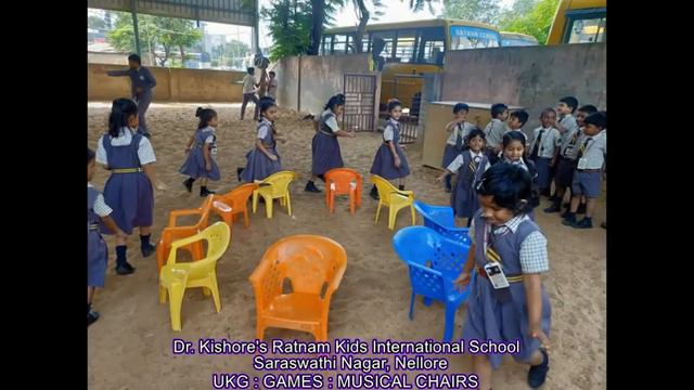 UKG : GAMES : MUSICAL CHAIRS