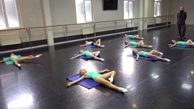 Мастер-класс по классическому танцу Краснова Татьяна Николаевна смотреть онлайн