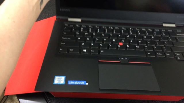 Unboxing of ThinkPad X1 Carbon laptop ultrabook| Такой тонкий и такой мощный Мой любимый Carbon X1 смотреть онлайн
