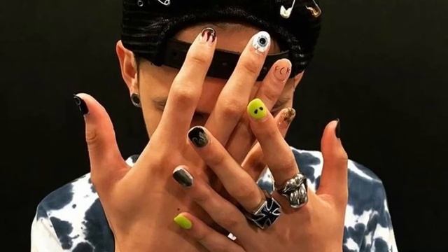 Мужской маникюр гель лаком | Идеи покрытия ногтей для мужчин | Тренд 2021 | Матовый маникюр смотреть онлайн